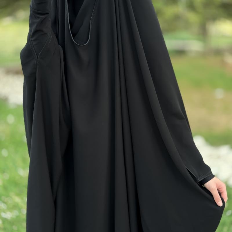 عباية فيراري